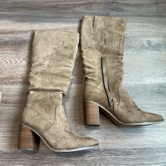 Women's Junie Tall Boots - Universal Thread™ Taupe 7 - Picture 4 of 5